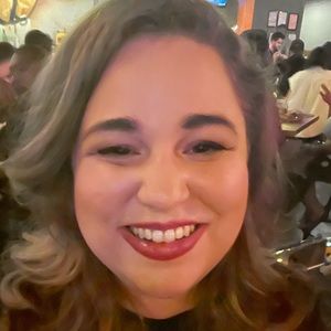 Meet your Posher, Valerie